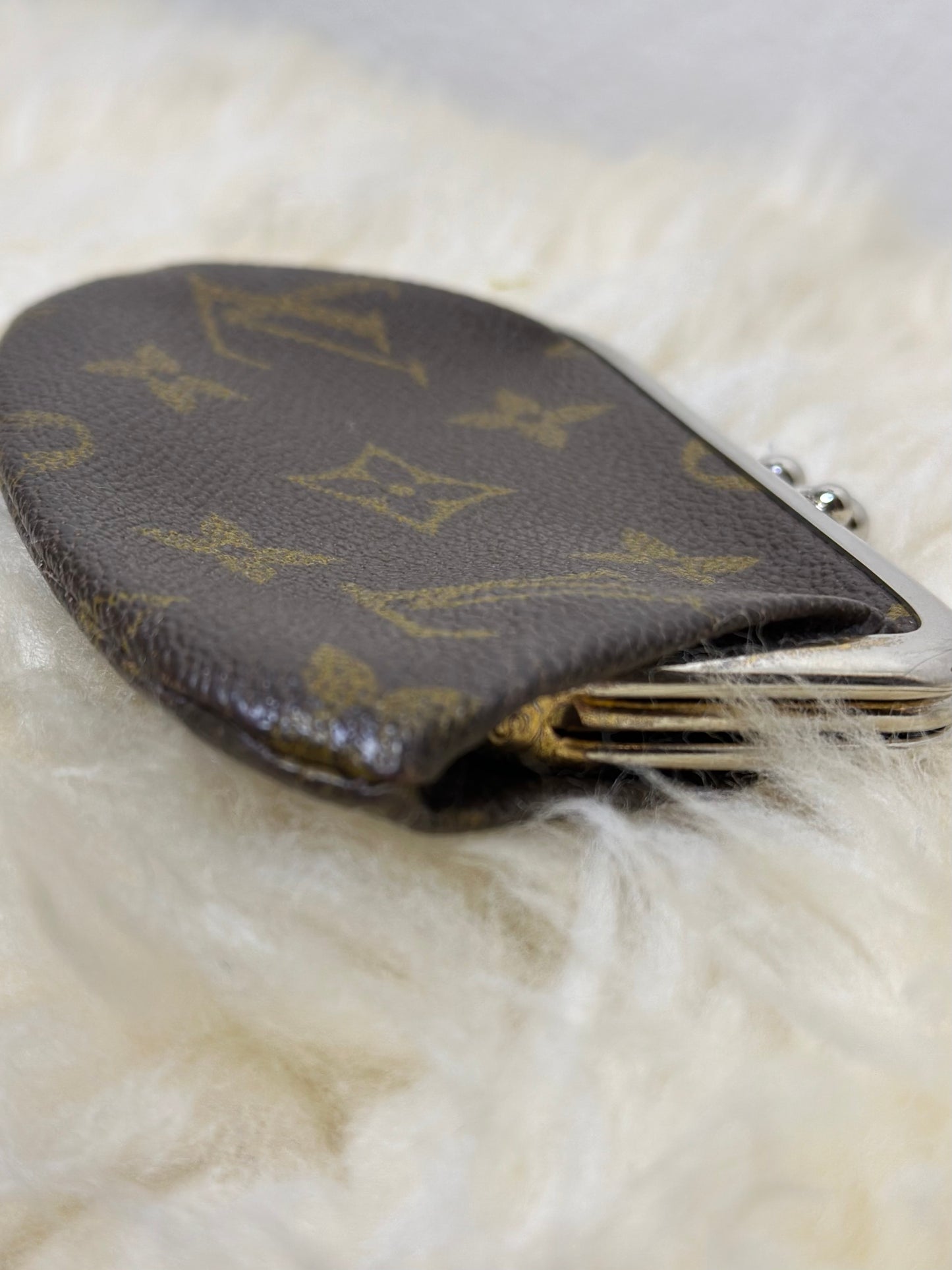 Rare 70’s Louis Vuitton Monogram Double Kiss Lock Coin Purse