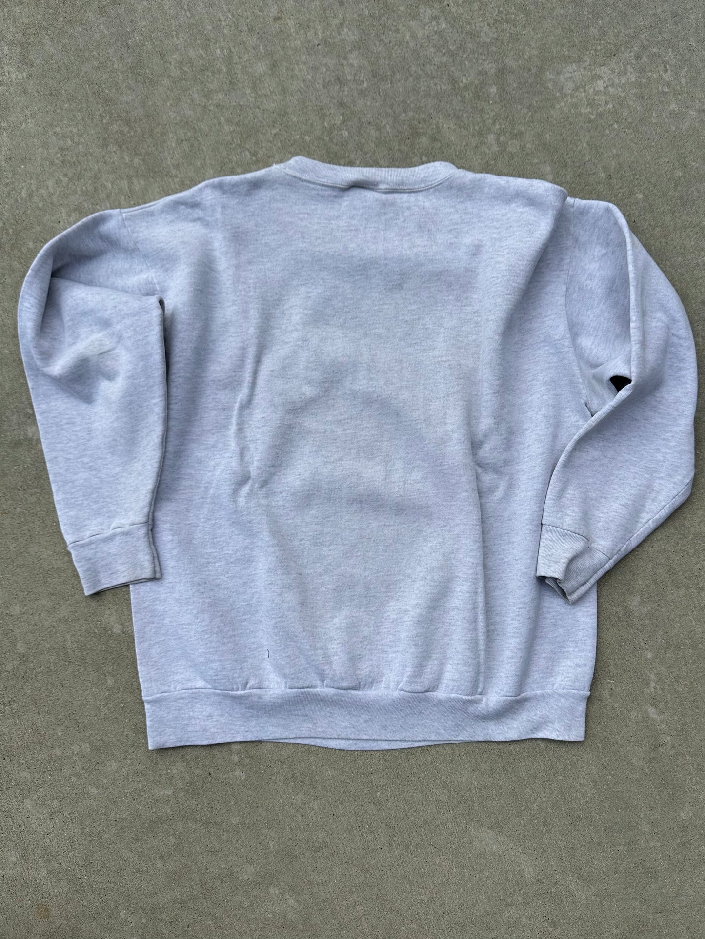 Rare 80’s Wyoming Cowboys Spell-Out Pistol Pete Sweatshirt (Unisex L)