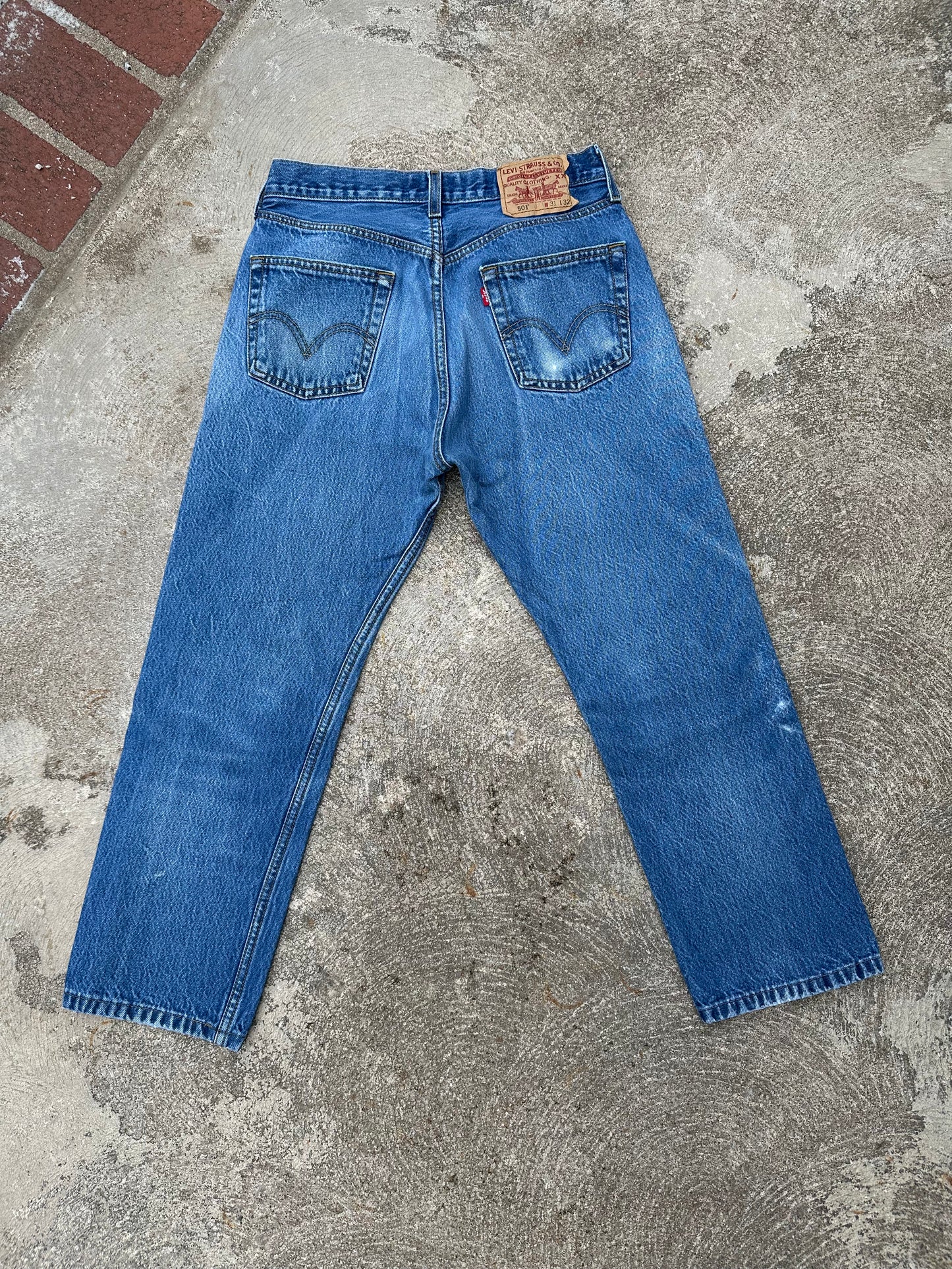 Y2K Levi’s 501 STF Crop Denim Jeans (Men’s 28x26 / Women’s 26)