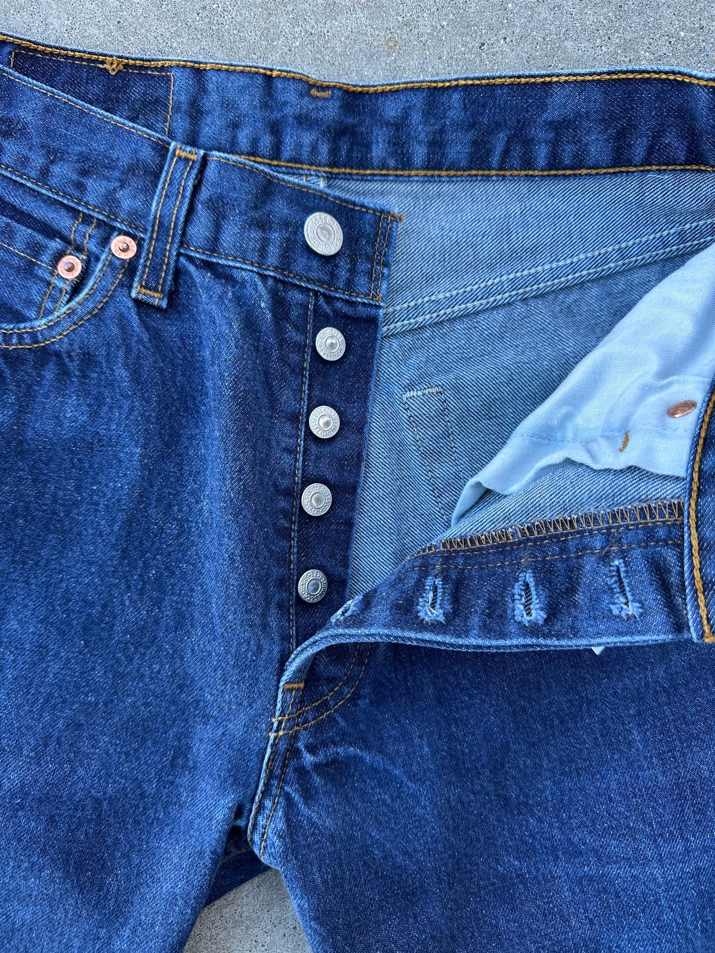 Late 90’s Levi’s 501 Indigo Denim Jeans (Men’s 28x28 / Women’s 26)