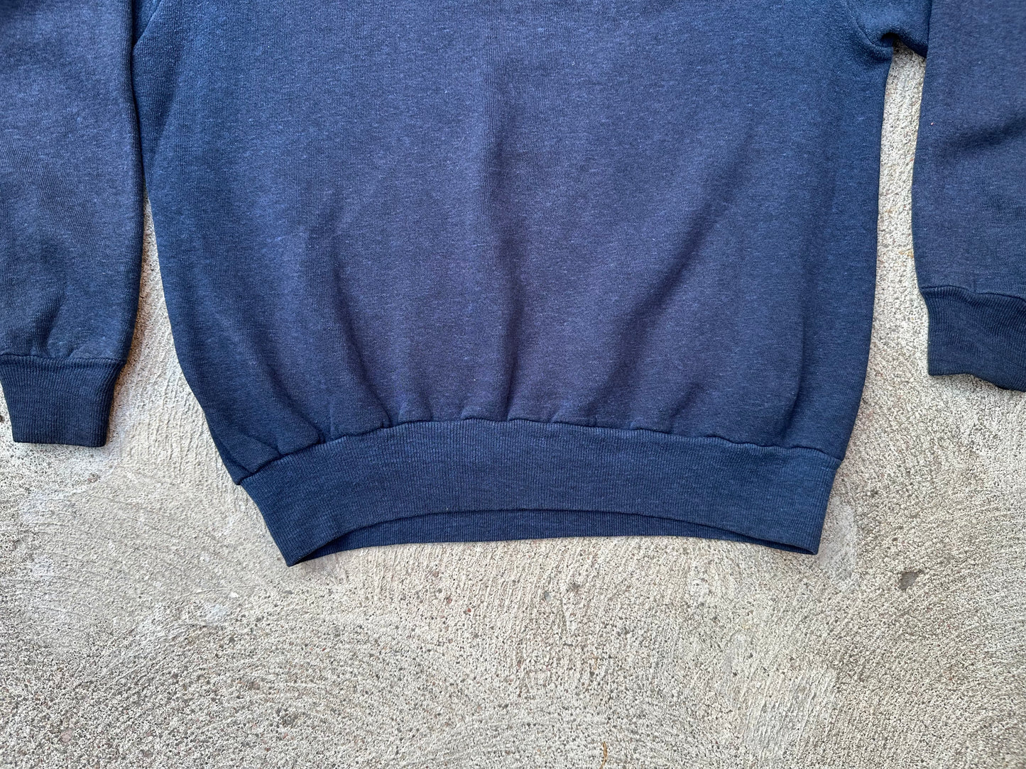 1981 CU Buffs V-Neck Sweatshirt (Unisex M)