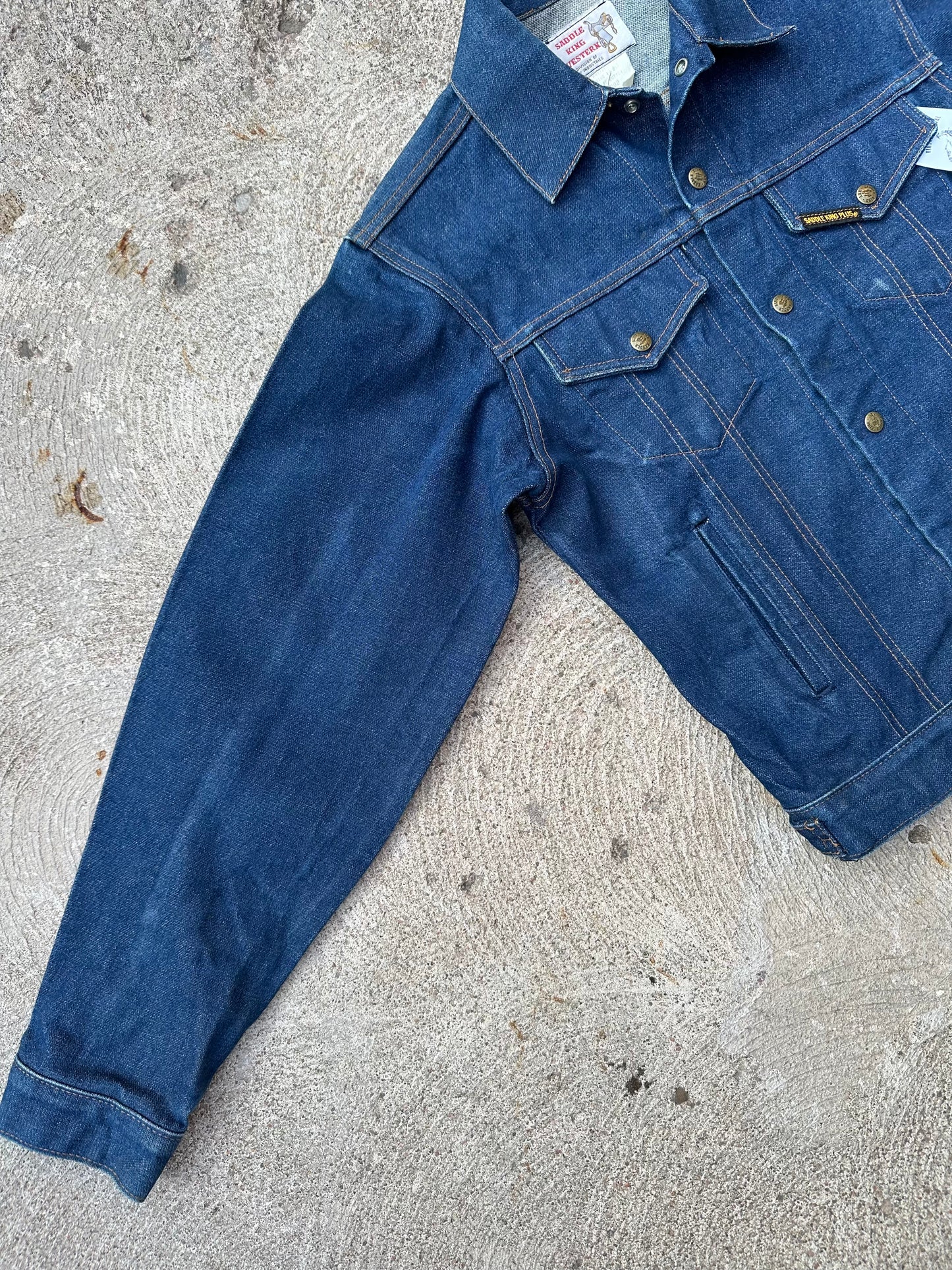 80’s Saddle King Raw Denim Trucker Jacket (Unisex S)