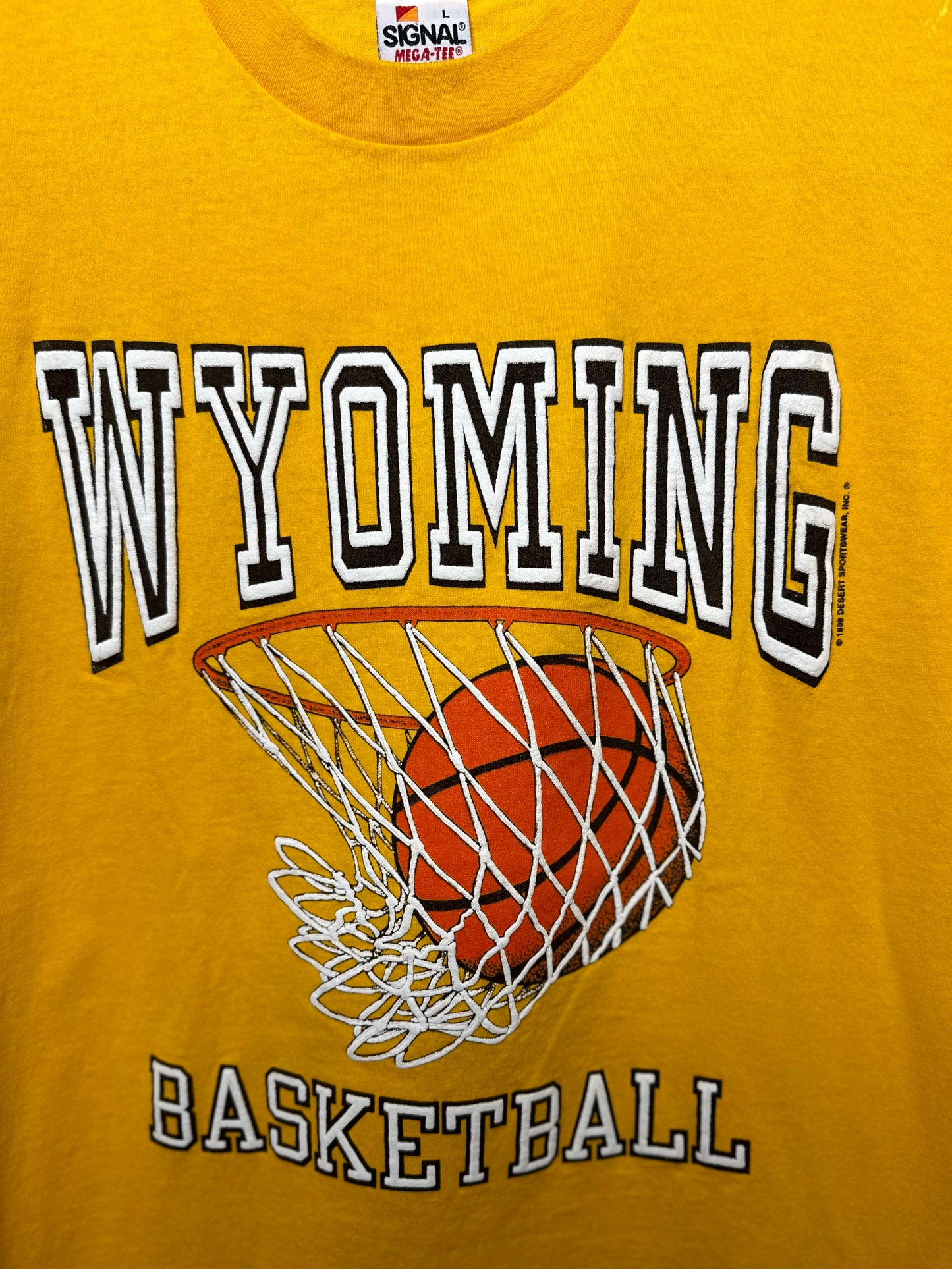 80’s Wyoming Basketball Flocked Puffy Graphic Tee (Unisex L)