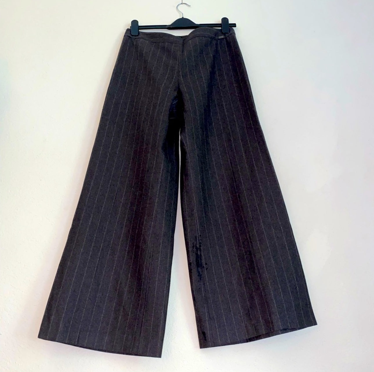 90’s CHANEL High-Rise Wide Leg Wool Pinstripe Pants (8/10)