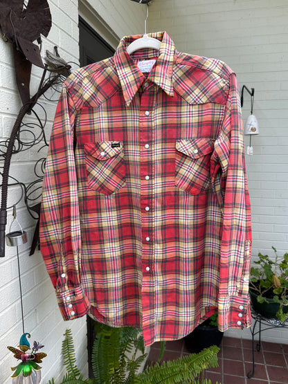 60’s Wrangler Cotton Plaid Pearl Snap Shirt (Men’s L)