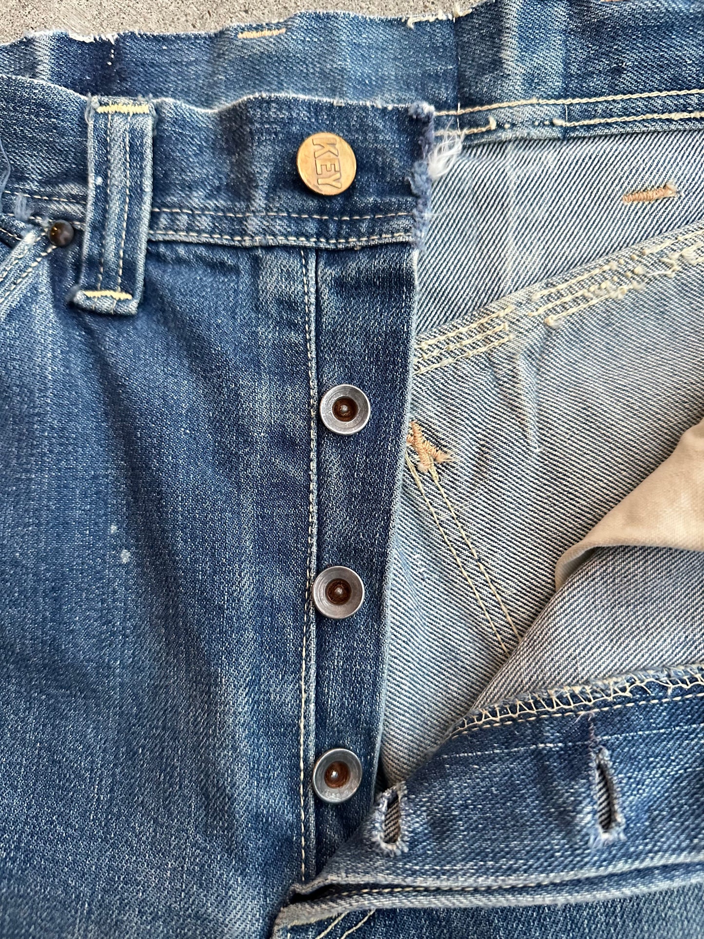RARE 40’s Key Donut Button Half Selvedge Denim Jeans (32x34)