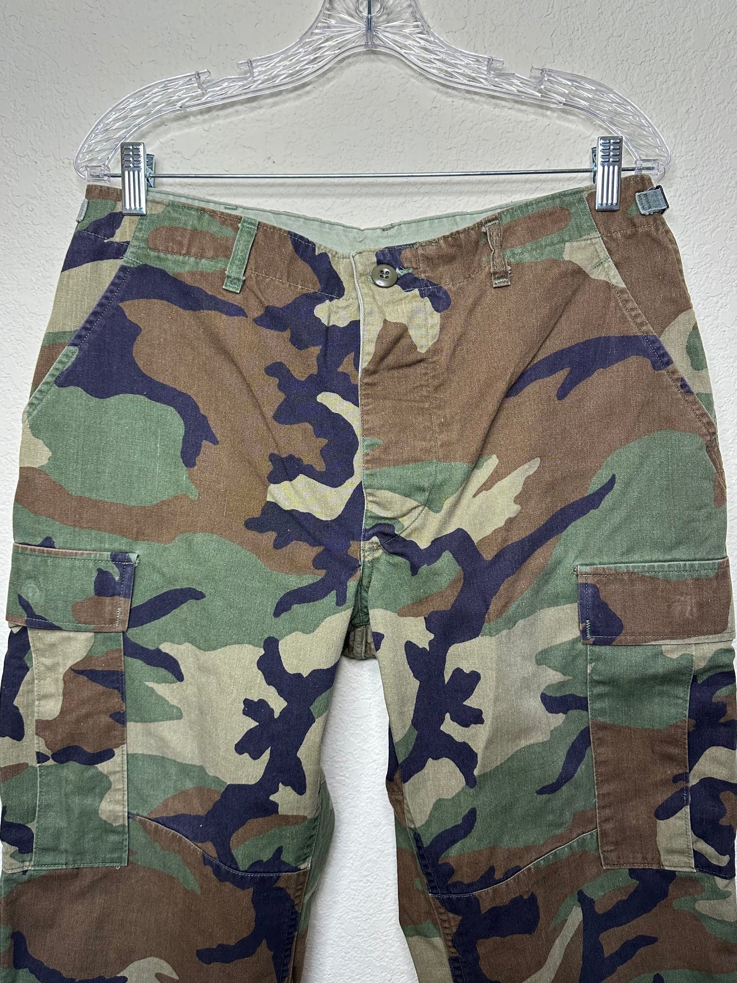 80’s U.S. Military Woodland Camo Combat Cargo Pants (Unisex M)