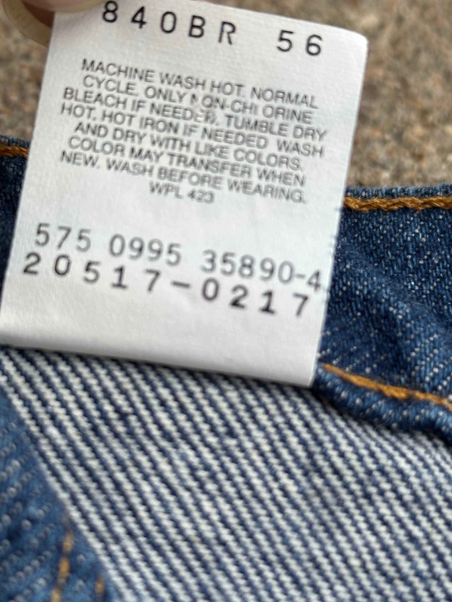 90’s Levi’s 517 Orange Tab USA Jeans (Men’s 34x30 / Women’s 32)