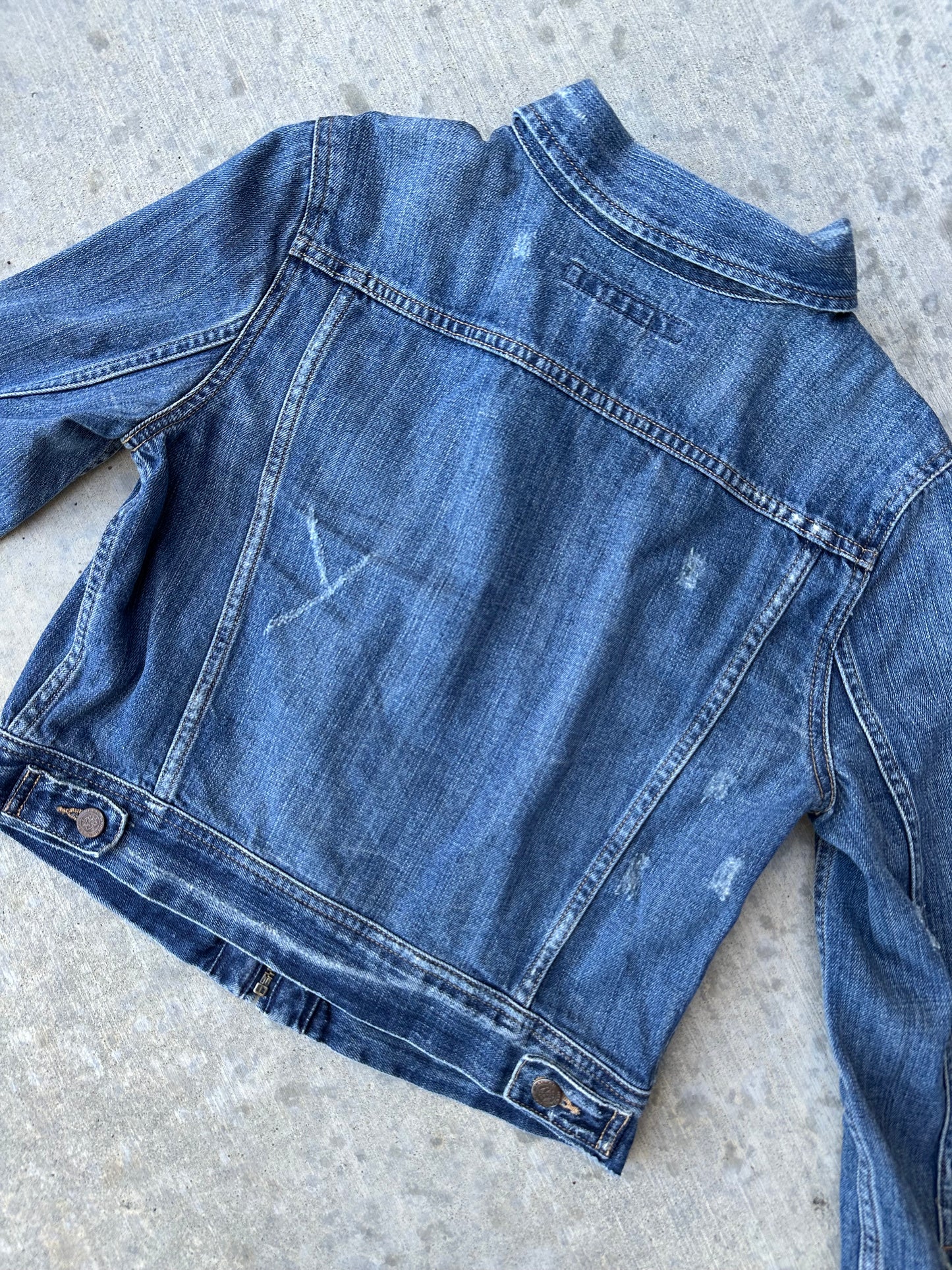 90’s Polo Ralph Lauren Shorthorn Distressed Denim Crop Trucker Jacket (Women’s S)