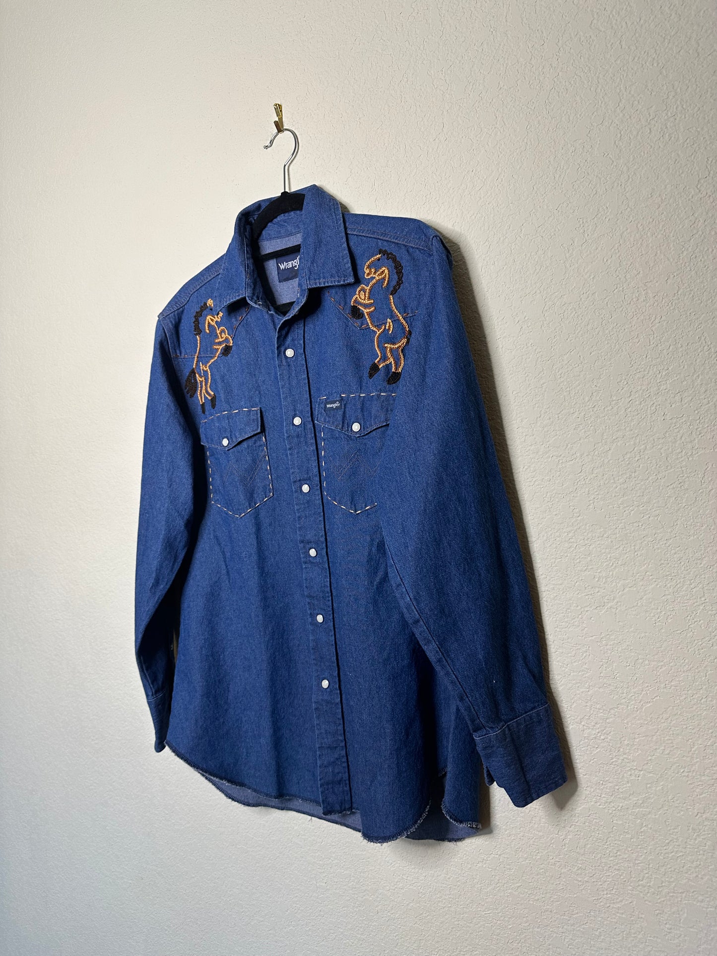 MCA Vintage Revival: Wrangler Denim Western Shirt - Horse Head Embroidered (Unisex L)