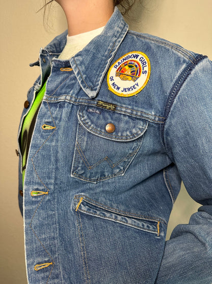 80’s Wrangler No Fault Denim Trucker Jacket w/ Tom Petty Patch (Unisex 38/M)